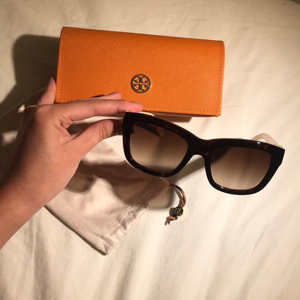 Tory burch sunglasses
